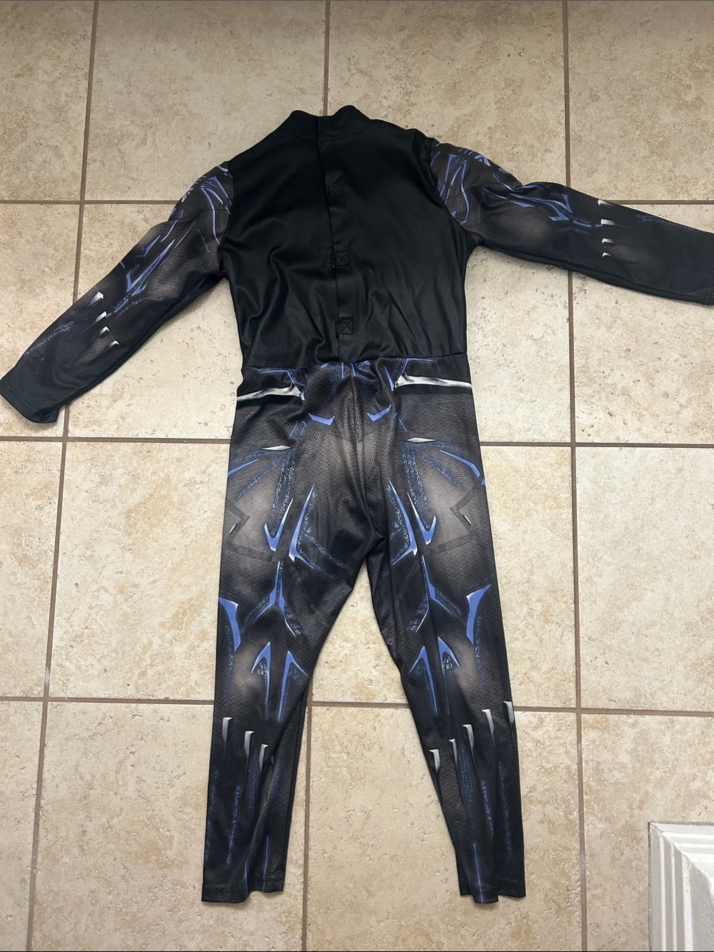 Disney Black Panther Costume with light up Vibranium chest! - Picture 5 of 5